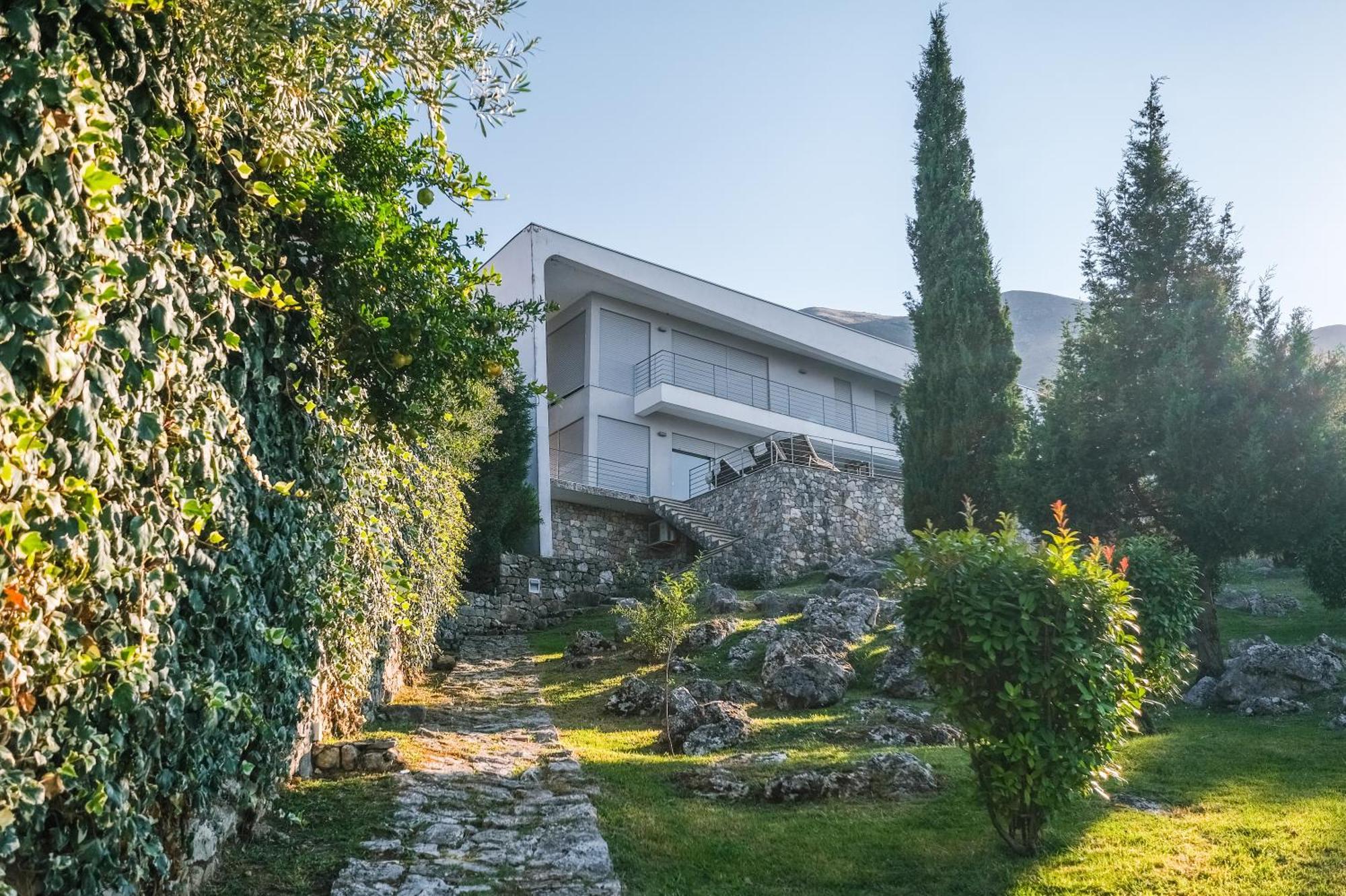 Široka Exclusive Lake Villa מראה חיצוני תמונה